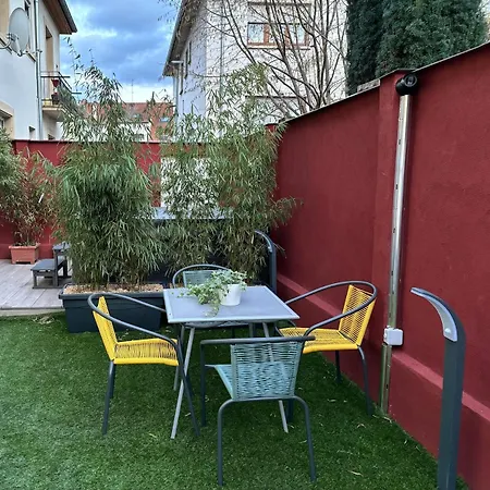 Апартаменты Fabuleux 100 M2 Parking Privatif Entierement Climatise *